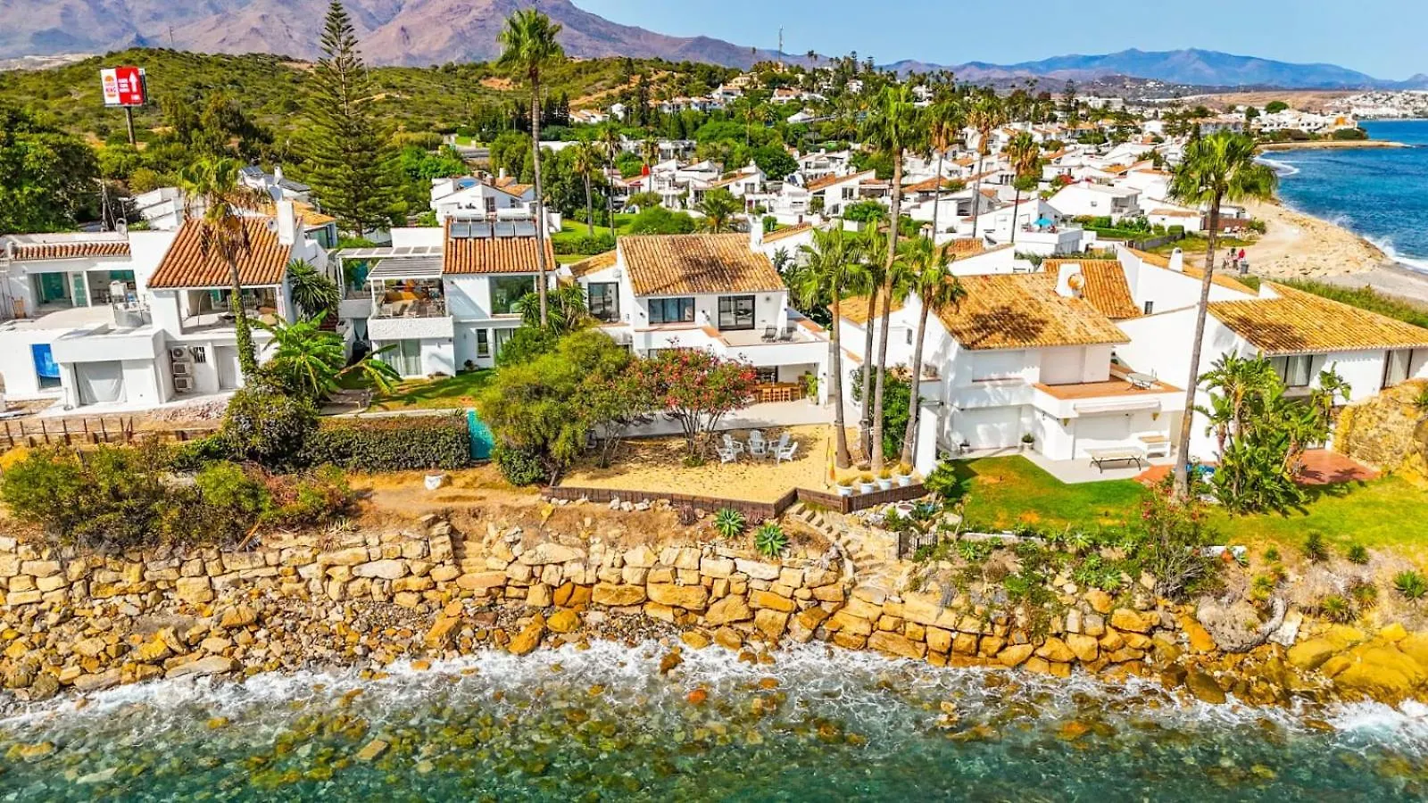 Beachfront Villa Estepona