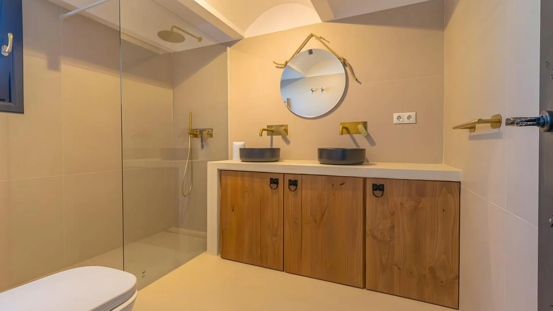 Beachfront Villa Estepona