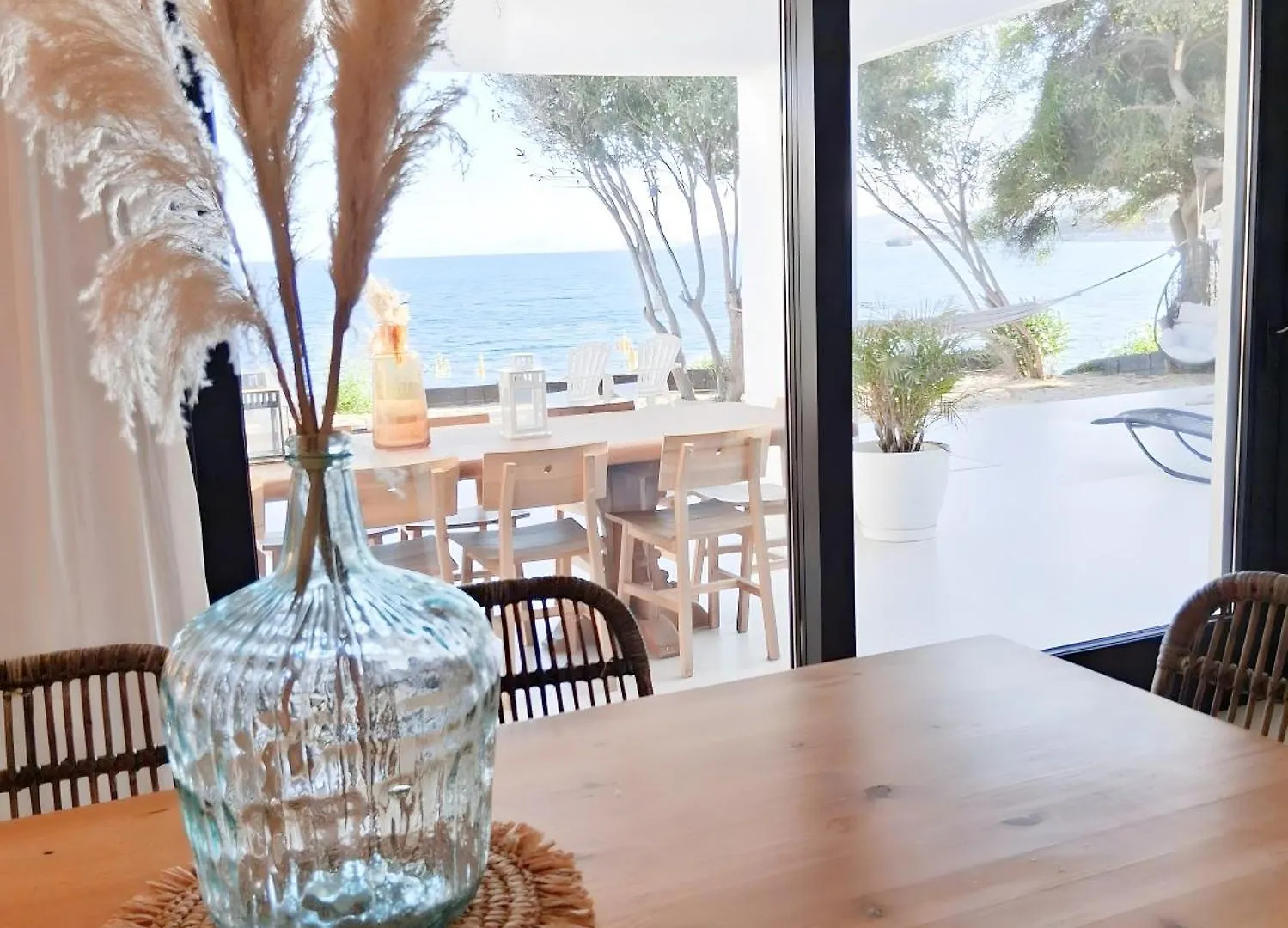 Beachfront Villa Estepona